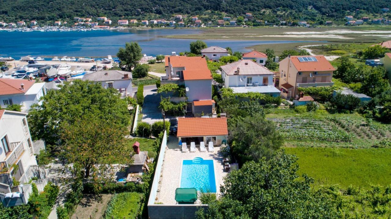 Family Friendly Apartments With A Swimming Pool Supetarska Draga - Donja, Rab - 2019 Exterior photo